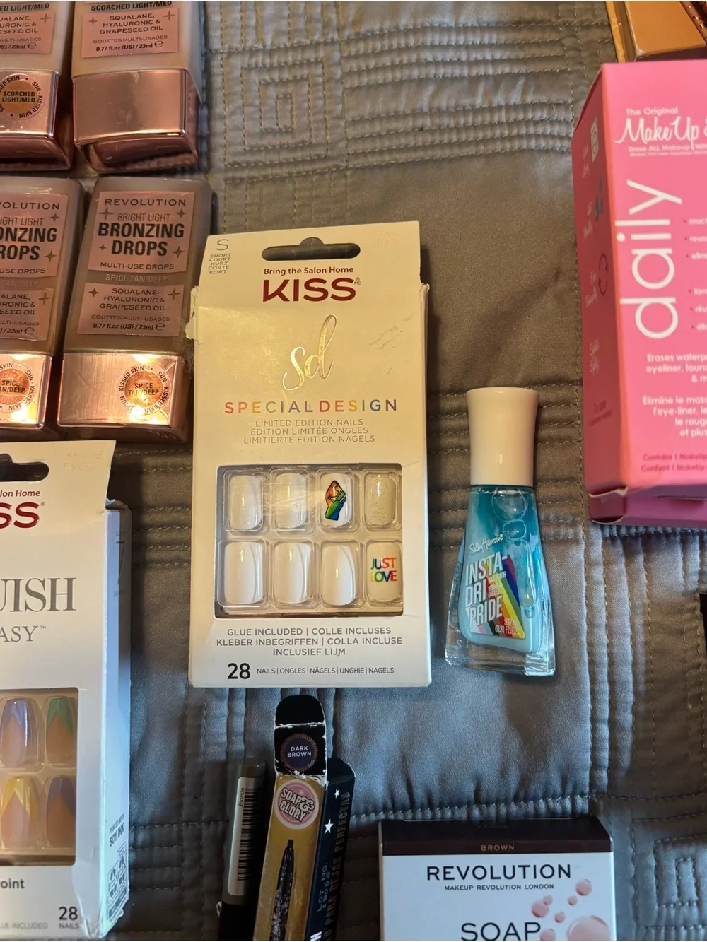 10 piece Lot of Assorted Makeup Products & Brands~read description~All New